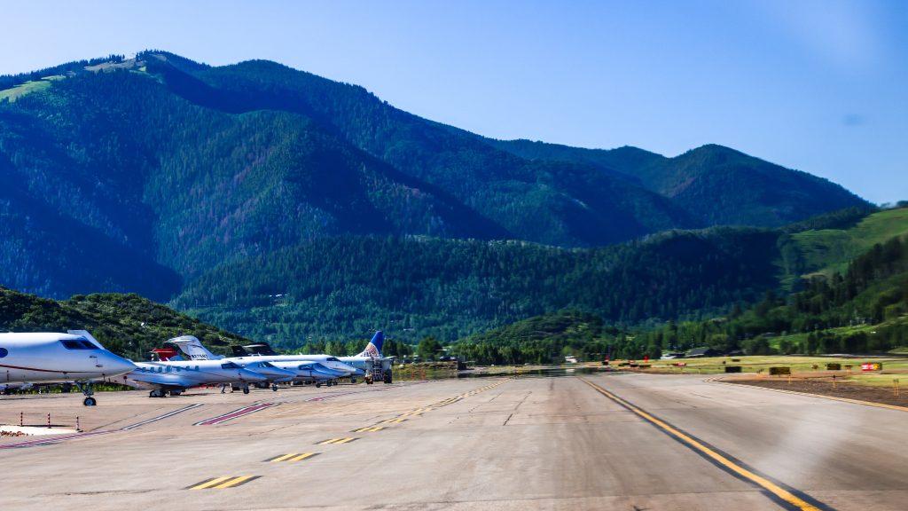 aspen airport closing summer 2027